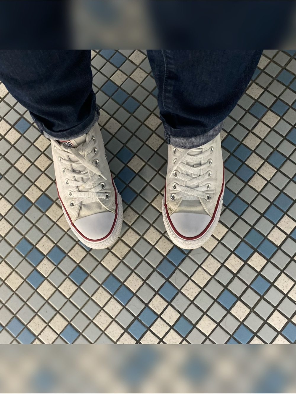 Classic White Canvas Low-Top Sneakers with Red Trim